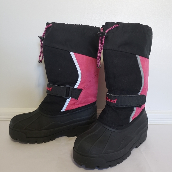 < LL Bean >, Winter Boots, Kids Size 2 - Picture 3 of 6